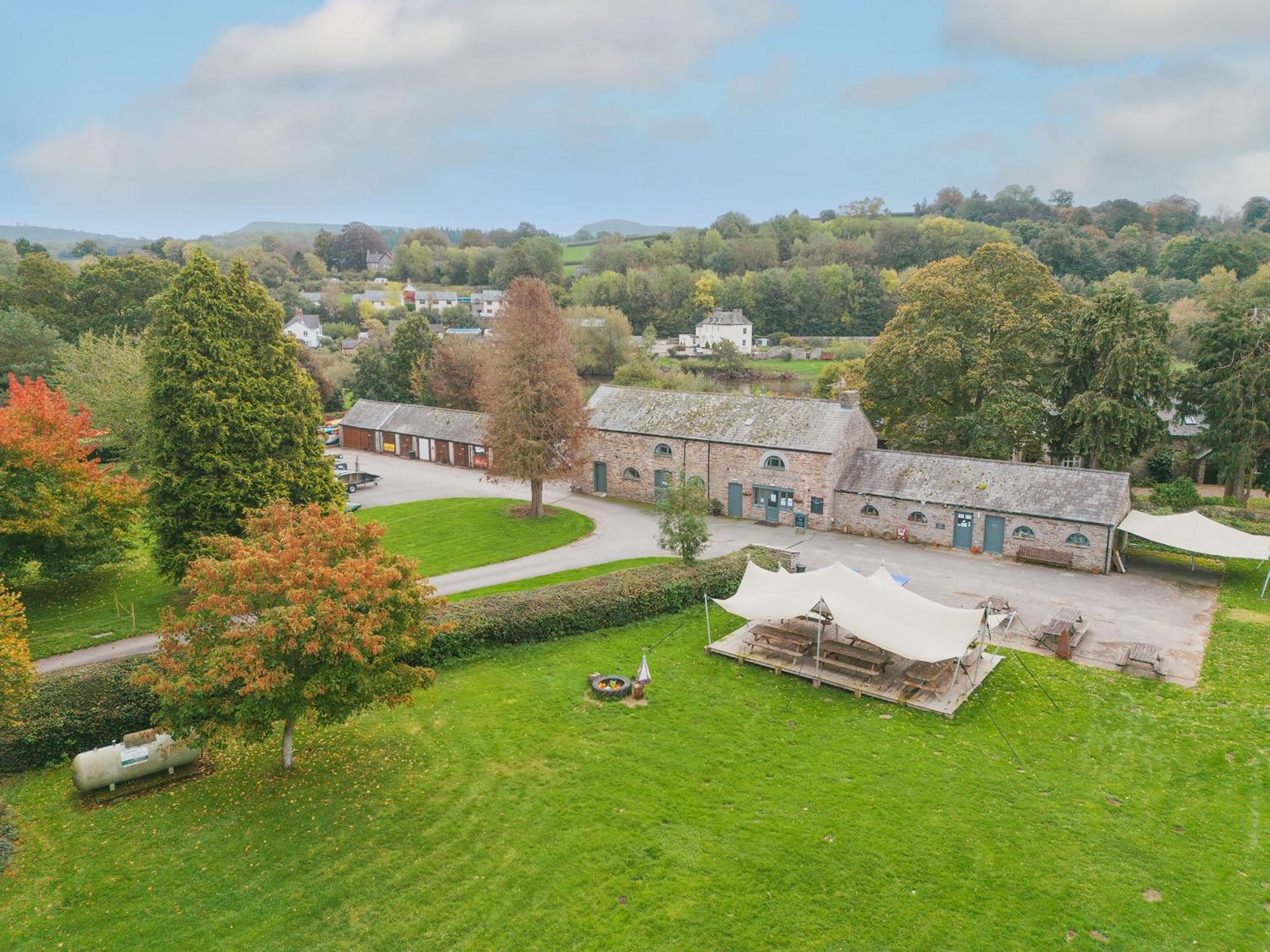 River Wye Hostel Glasbury المظهر الخارجي الصورة